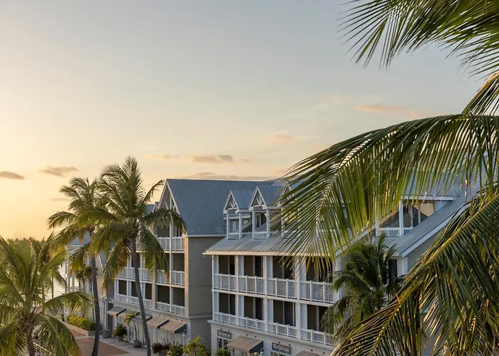 Resort: Opal Key Resort & Marina