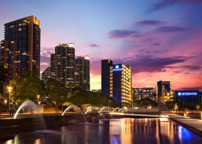 Romantic hotel: Wyndham San Diego Bayside