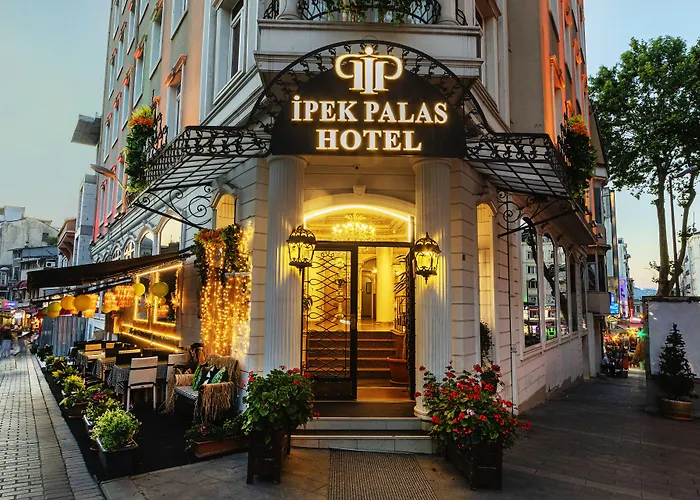  Ipek Palas
