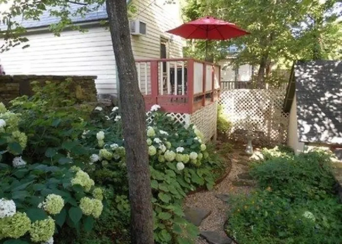 B&B only: Heart Of The Hills Inn
