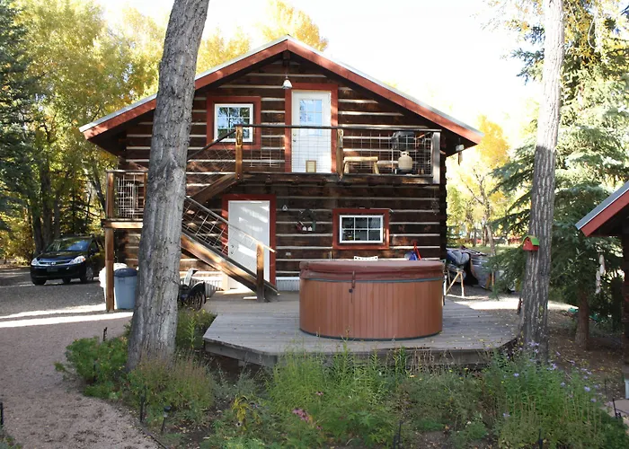 Riverside Meadows Cabins