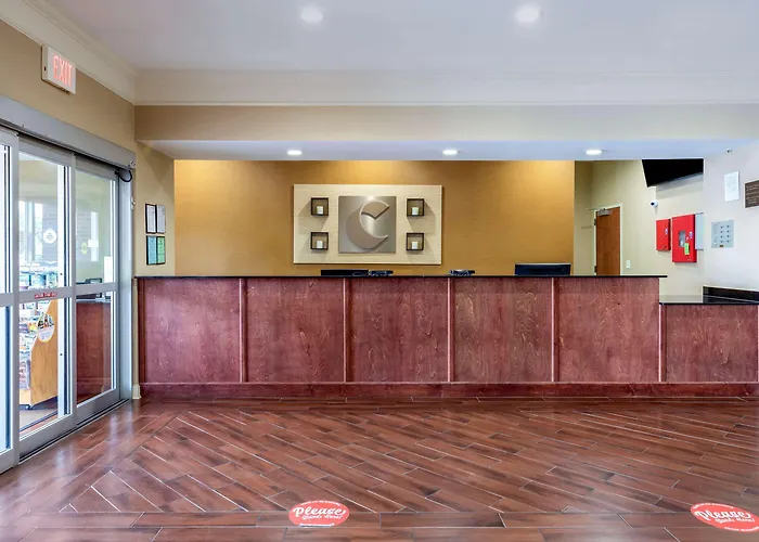 Hotel with view: Comfort Inn Huntsville Research Park
