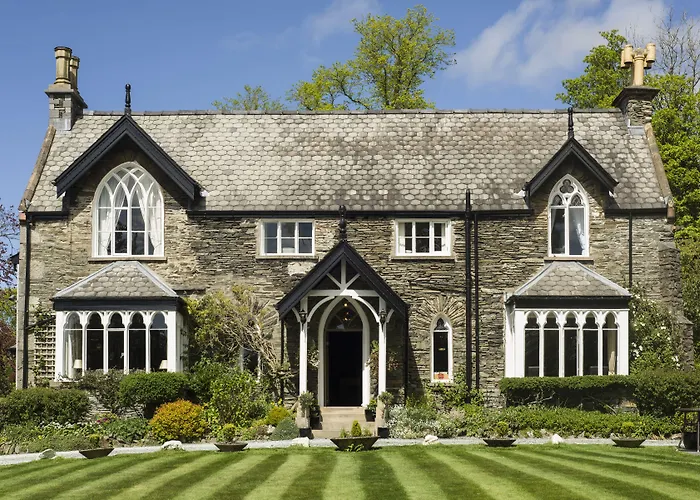 Cedar Manor