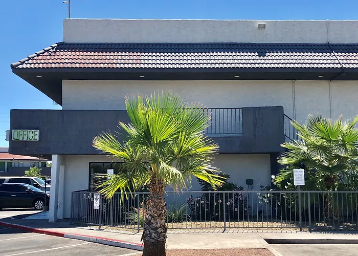 Motel: Siegel Slots And Suites