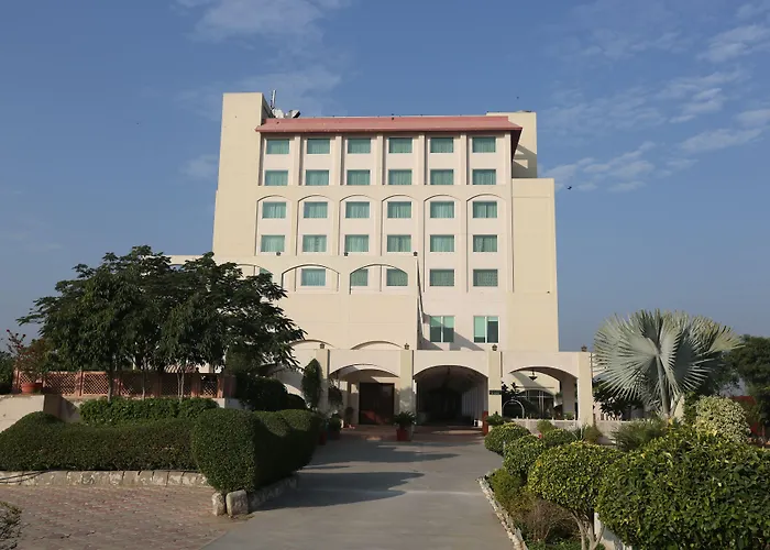 Self catering: Ramada By Wyndham Jaipur Jaisinghpura