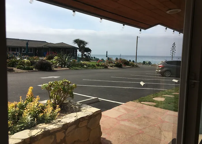 Shores Inn