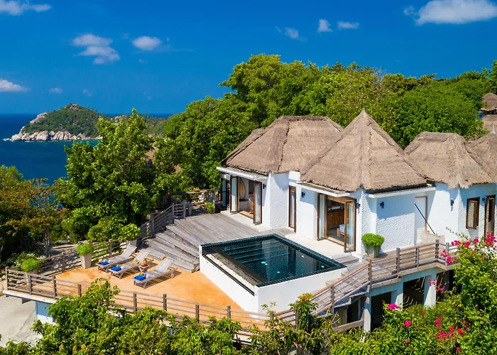 Pet Friendly hotel: Cape Shark Villas