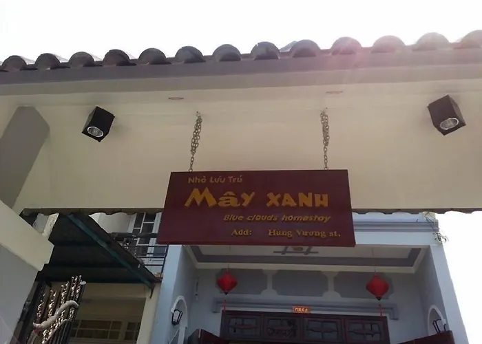 Hotel near College: Blue Clouds Homestay