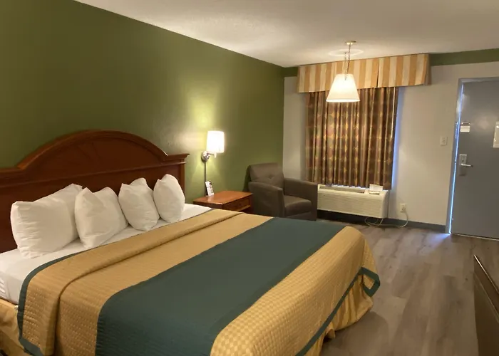 Golf hotels Cabarrus Inn