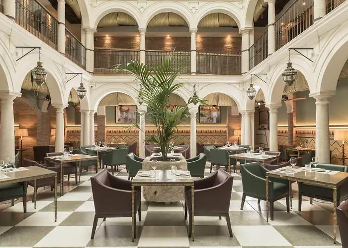 4 sterren hotel: Palacio Solecio, A Small Luxury Hotel Of The World