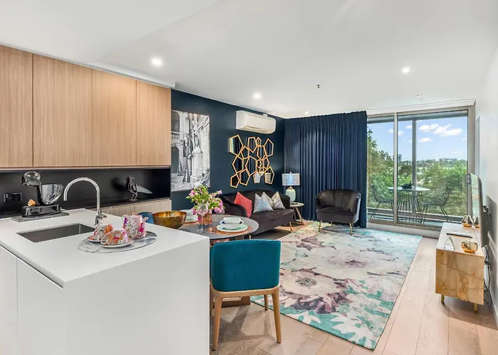 Family Hotel: Quest Flemington Central