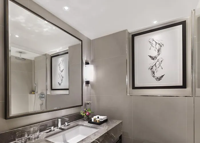 Romantic hotel: Hyatt Regency London - The Churchill