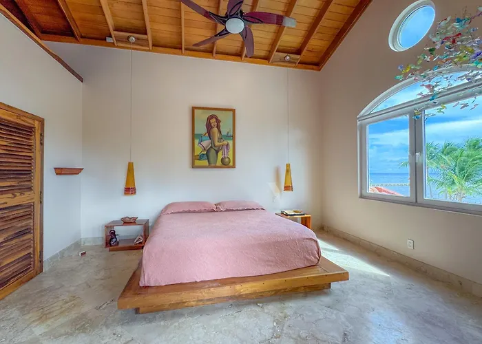 Belizean Cove Estates Beachfront s