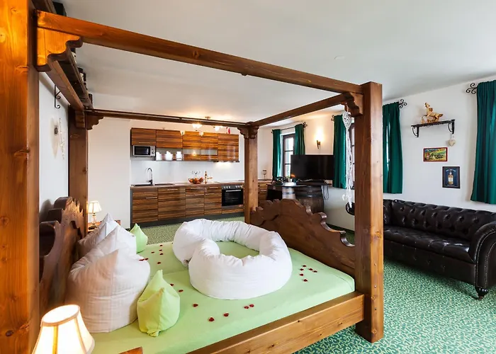 Vitushöhle&Vitusfort Urlaub im Allgäu - Ferienwohnungen&Themenzimmer in Hopfen am See