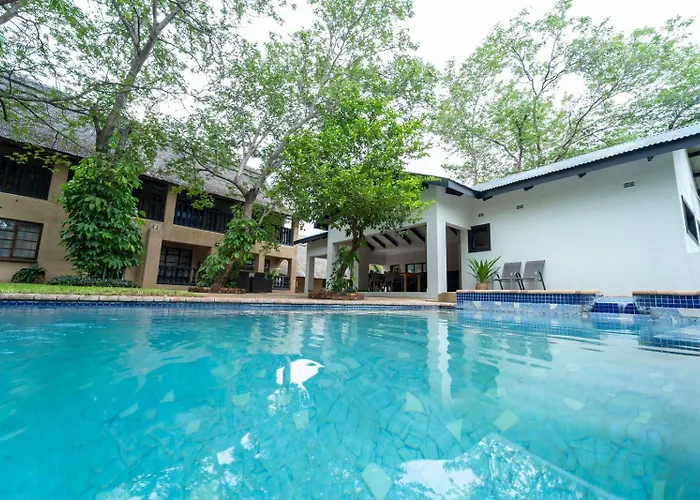 Family Hotel: Mopani Lodge Victoria Falls