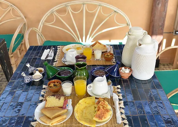 Hôtel pour familles: Riad Dar Darcom