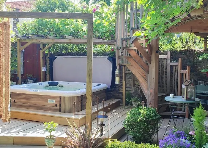 Hôtel central: La cabane du bon chemin ,spa