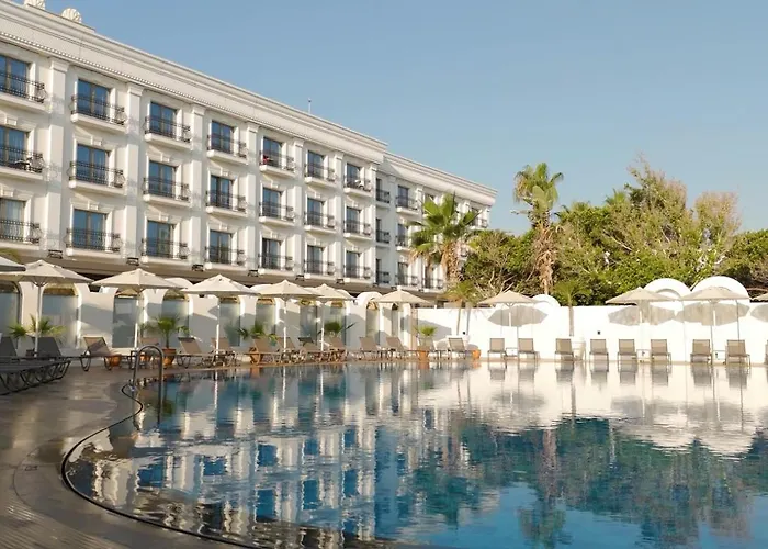 In Luxury hotels Rocks & Casino