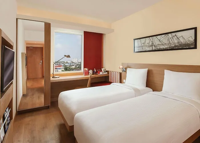 Pet Friendly hotel: Ibis Kochi City Centre - An Accor Brand