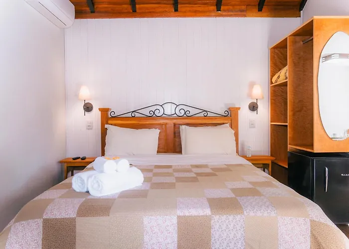 Hotel com jacuzzi: Pousada Alto de Monte Verde