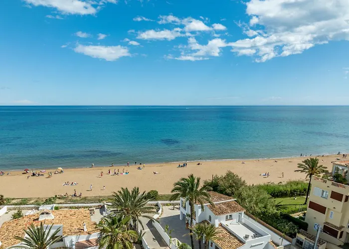 Urbanización El Oasis, 20 Villas en 1ª Línea Playa
