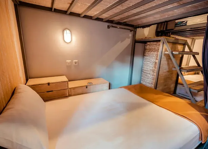 Hotel nahe College: Lushy Hostel Canggu