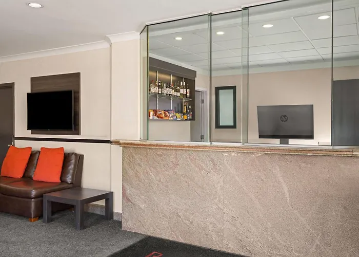 Ramada By Wyndham