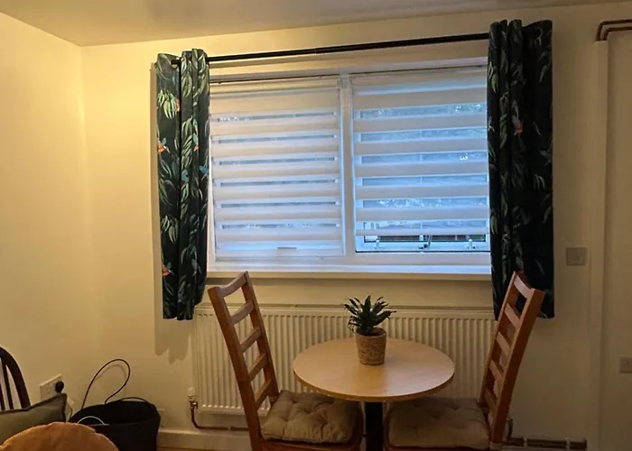 Woodhouse Apartment