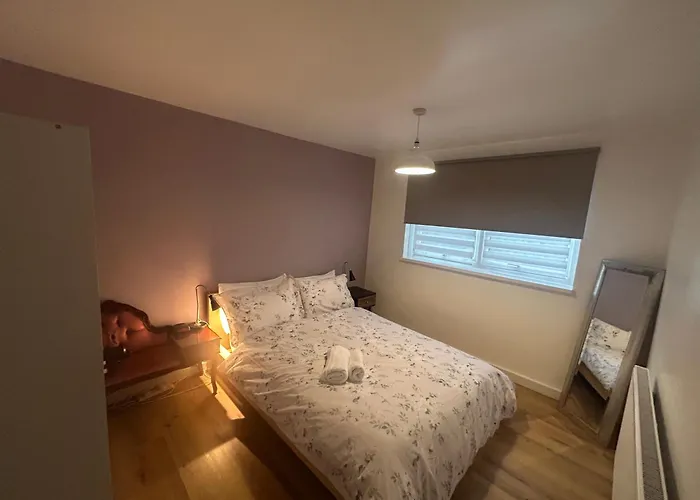 Woodhouse Apartment