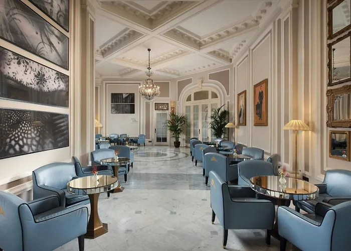  Maria Cristina, A Luxury Collection , San Sebastian