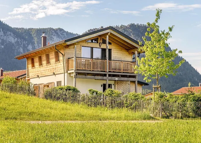 Chalet Alpenzauber Mit Beheiztem Pool, Inzell