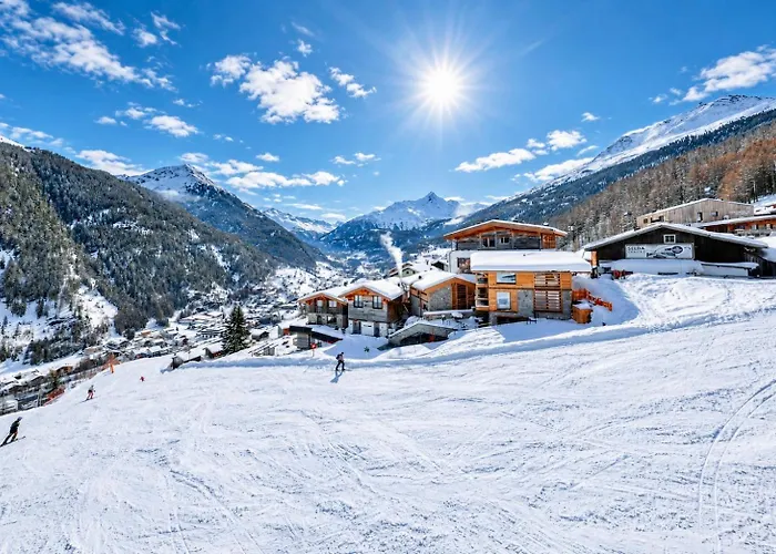 Chalets - The Peak