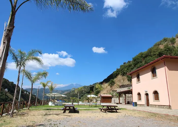 Profetina Village