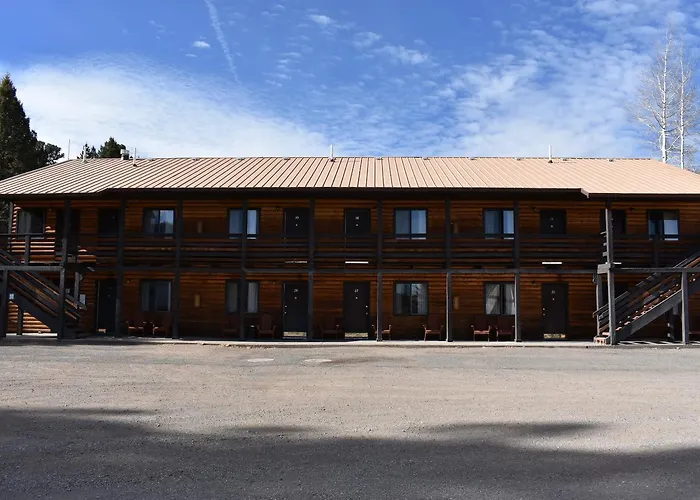 Motel: Ute Bluff Lodge, Cabins And Rv Park