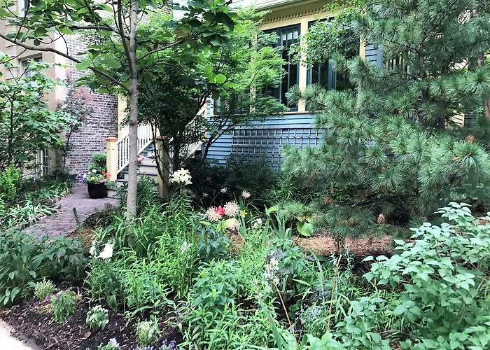 B&B only: Magnolia Studios