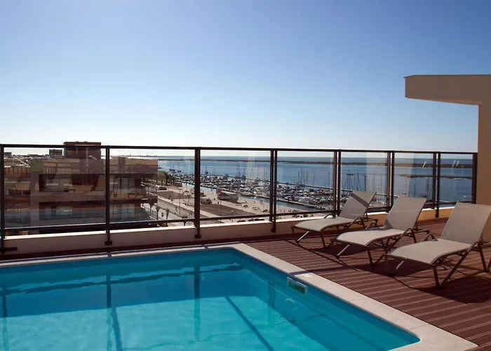 Real Marina Residence