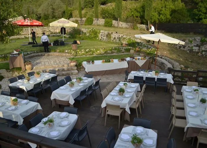 Resort: Regia Trazzera