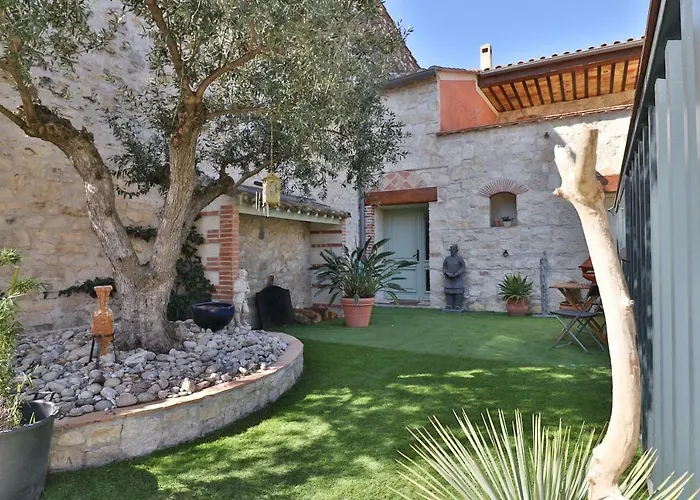  ARTEMIA Maison Vigneronne - Chambre D Hôtes-B&B-piscine