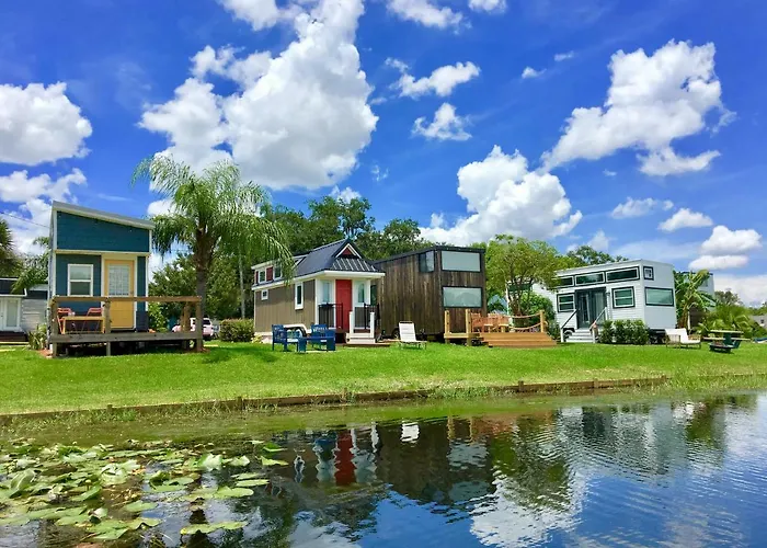 Orlando Lakefront Tiny Homes 6 Plus Month Rentals