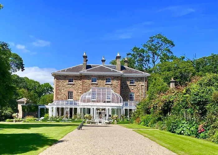 Сity center hotels Marlfield House Relais Et Chateaux